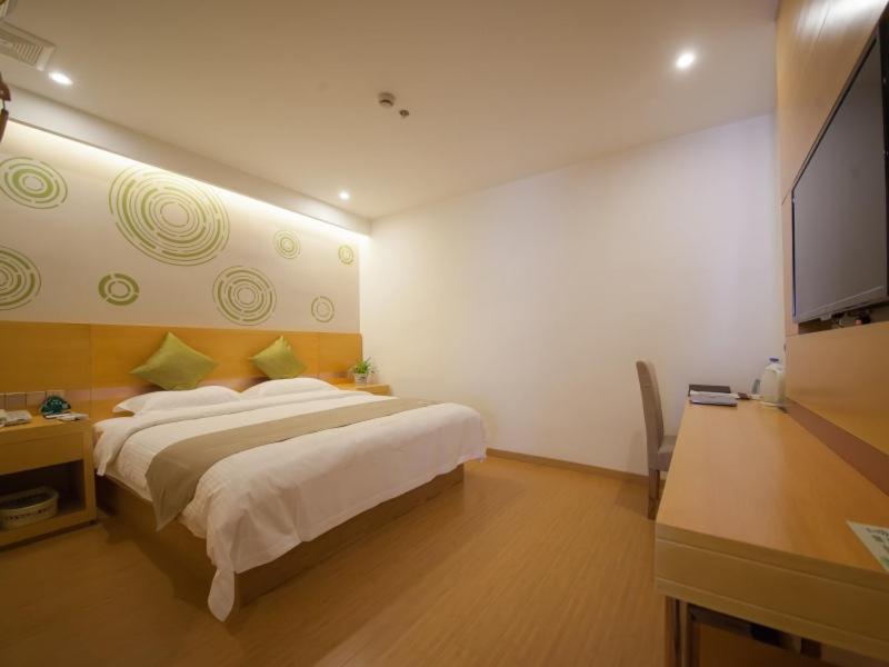 Greentree Inn Jiangsu Suzhou Gongyequan District Xinglong Street Express Hotel Exterior photo